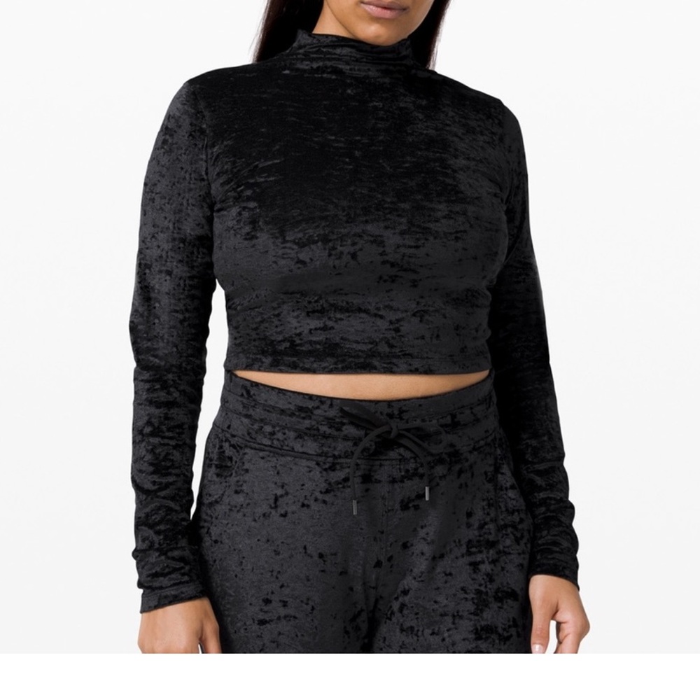 Lululemon Athletica Black Fitted Crop Top with Mandarin Collar